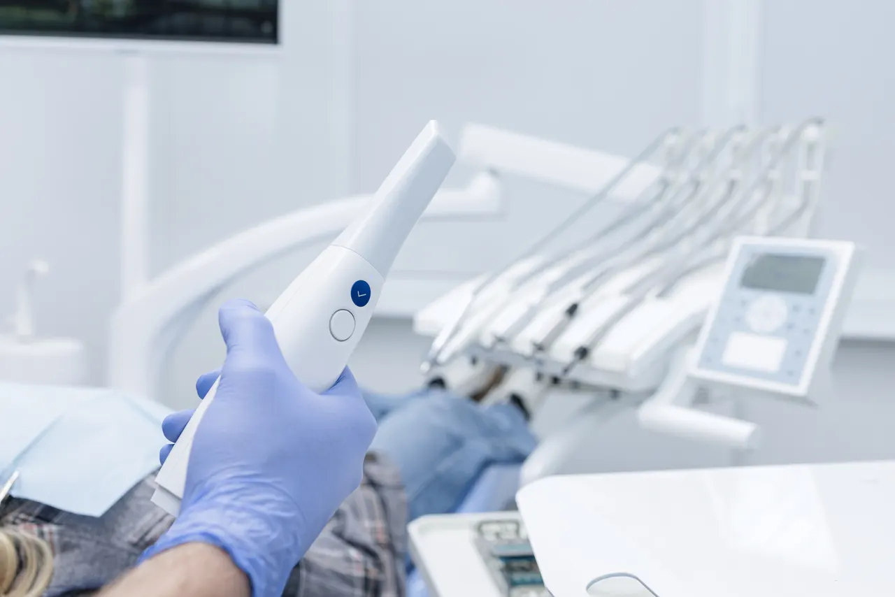 Digital smile scanning for cosmetic treatment planning at Dogwood Family Dentistry